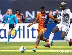 万转会金落,前广州队门,将加盟浙江,世界杯半决赛,2026世界杯,比赛分析,各队表现,赛事直播