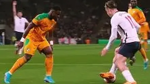 “苏炳添成都60米6秒66再夺银牌，彰显中国速度实力”